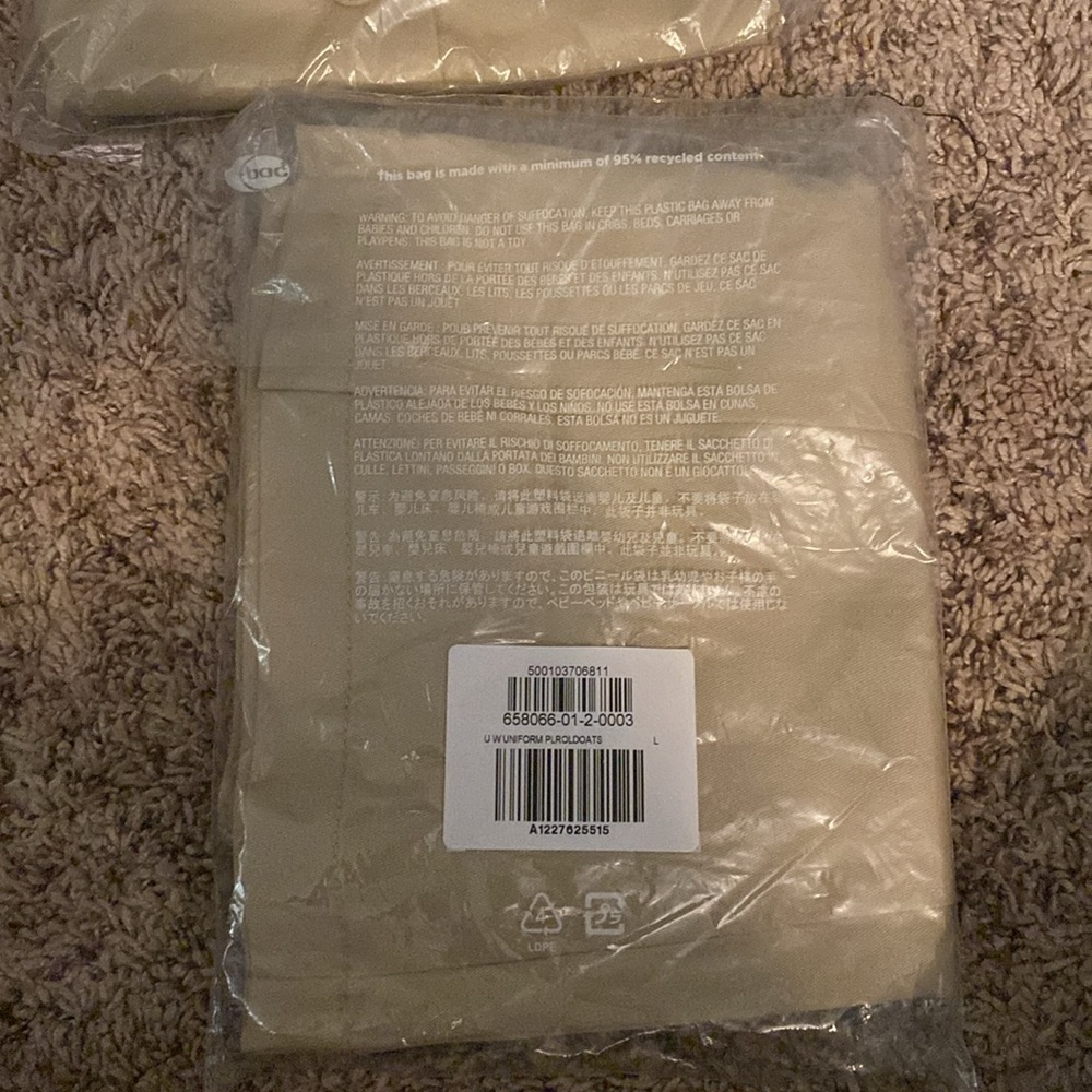 Old Navy Uniform Skorts - Beige brand new with tags Size large 10-12